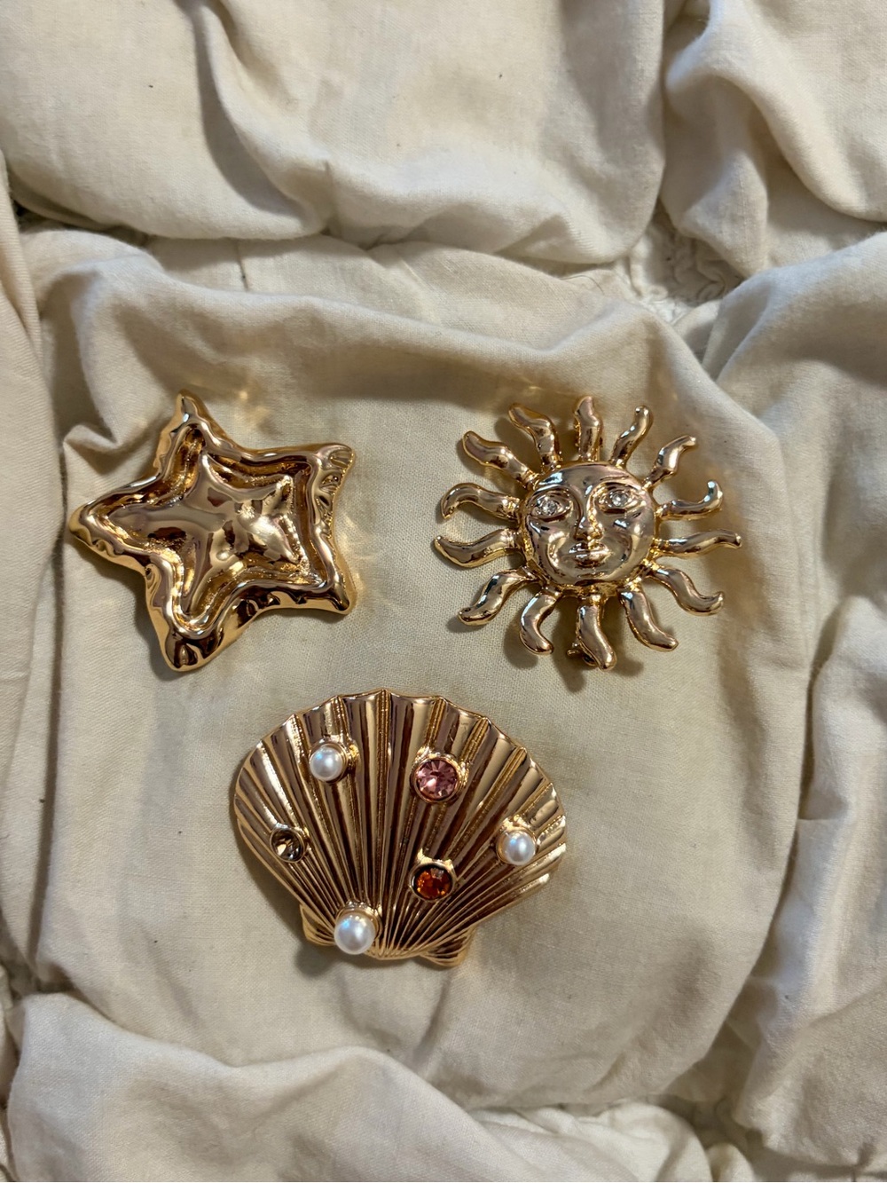 Free People Gold Sun Star and Shell Brooch Set